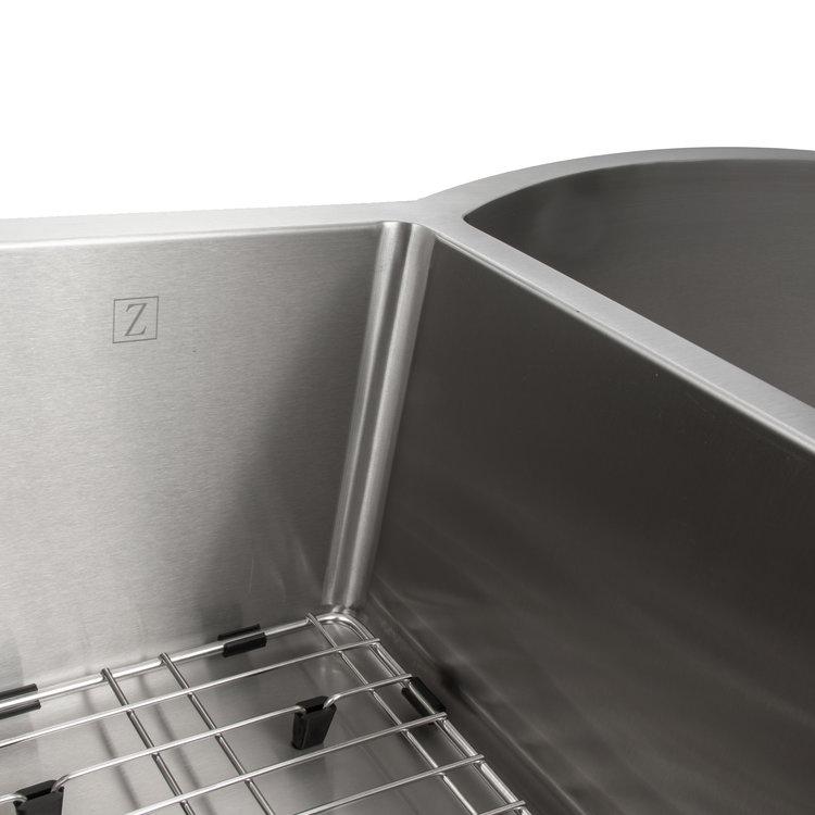 ZLINE 33 in. Aspen Undermount Double Bowl Kitchen Sink with Bottom Grid (SC30D-33)
